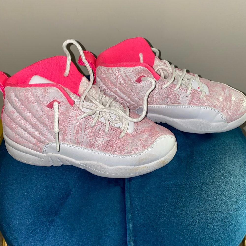 Air Jordan 12 Retro GS 'Arctic Pink'